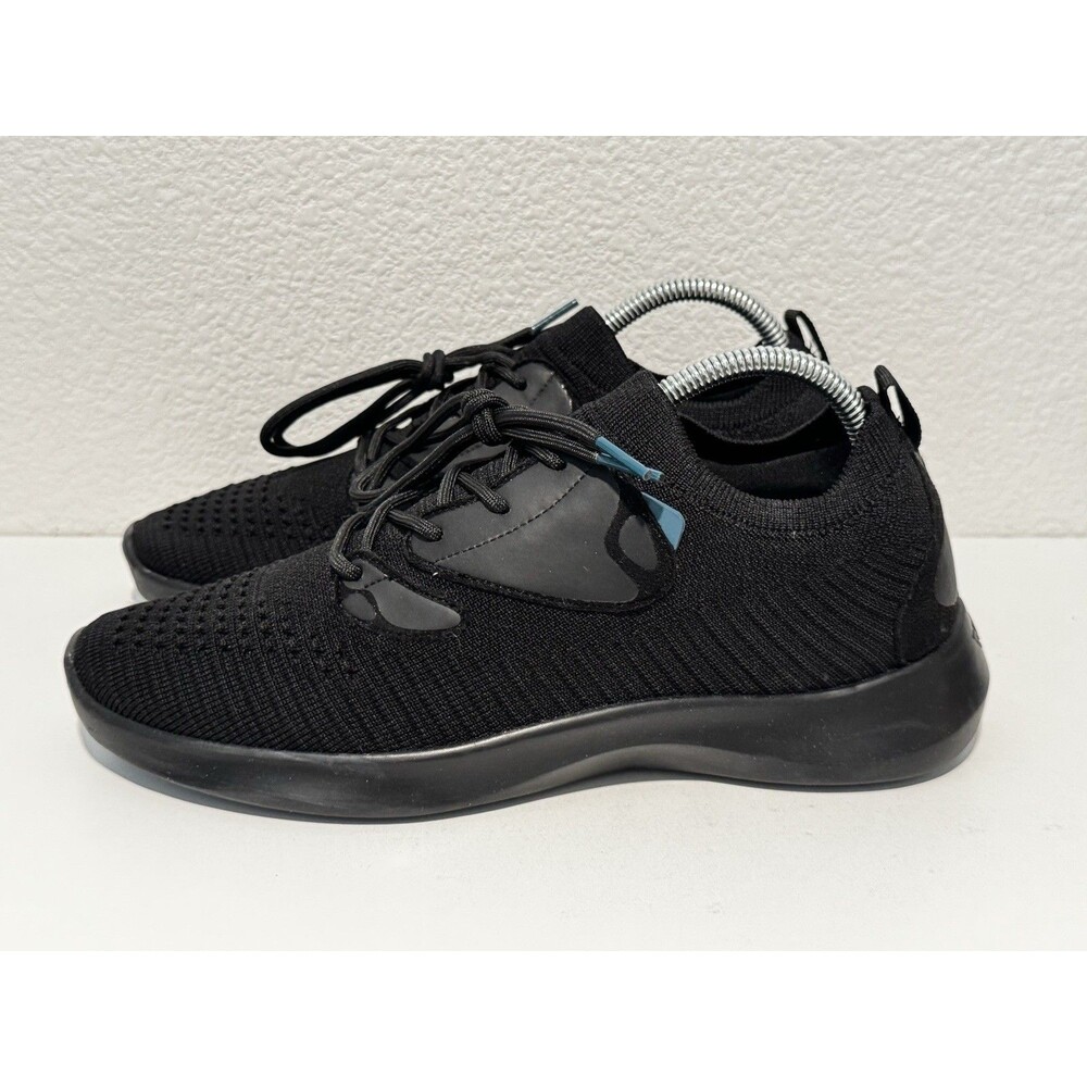 VESSI Womens Everyday Move Waterproof Shoe Size 9 Slip On Sneakers Black